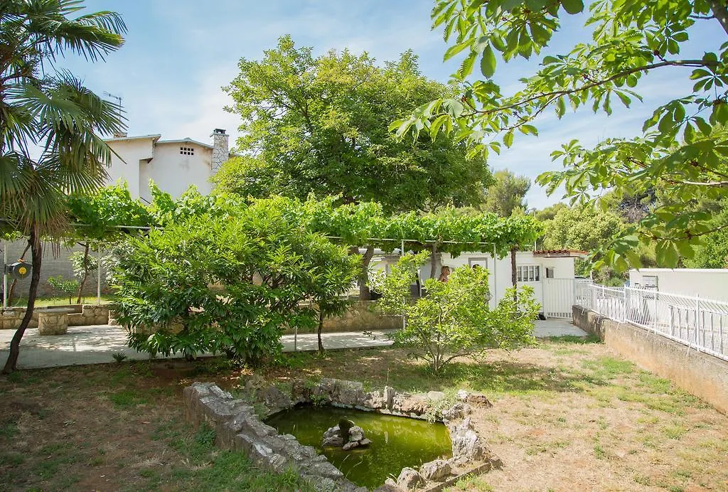 Apartment Blu Pula